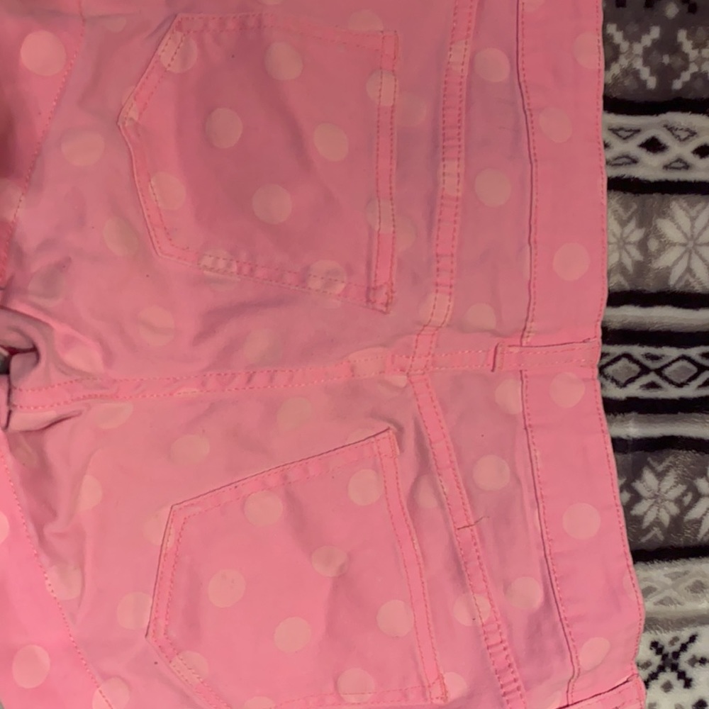 Pink shorts - Picture 2 of 3
